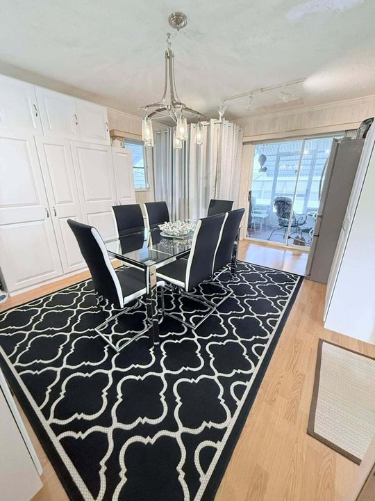 En Venta: $170,000 (2 camas, 2 baños, 1119 Pies cuadrados)