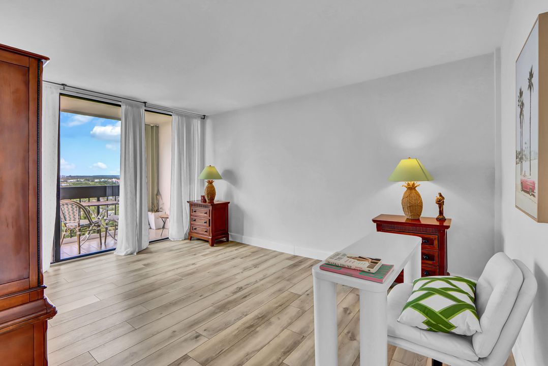 В аренду: $2,900 (2 спален, 2 ванн, 1294 Квадратных фут)