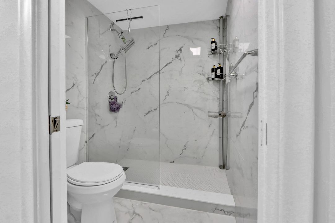 В аренду: $2,900 (2 спален, 2 ванн, 1294 Квадратных фут)