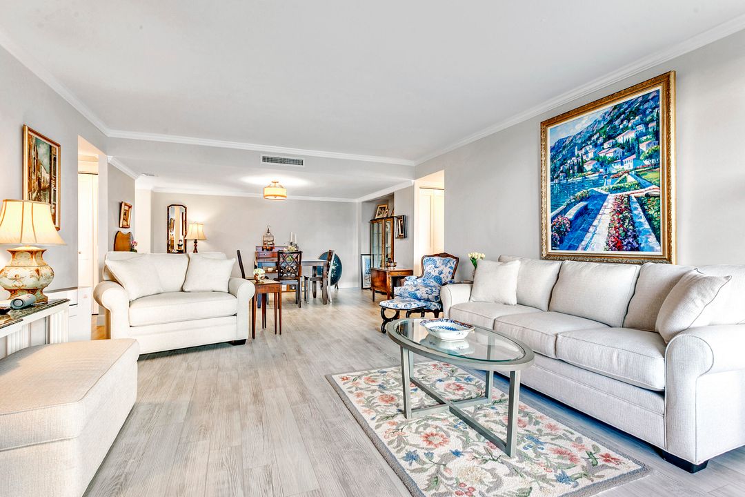 For Sale: $645,000 (2 beds, 2 baths, 1348 Square Feet)