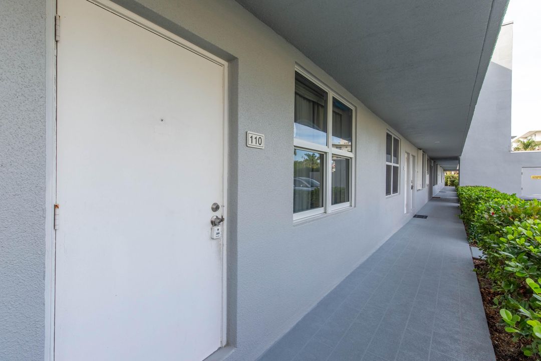 For Rent: $3,400 (1 beds, 1 baths, 640 Square Feet)