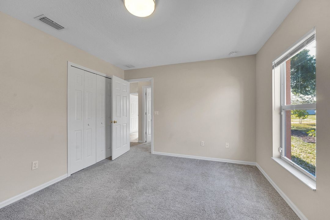 En Venta: $385,000 (3 camas, 2 baños, 1986 Pies cuadrados)