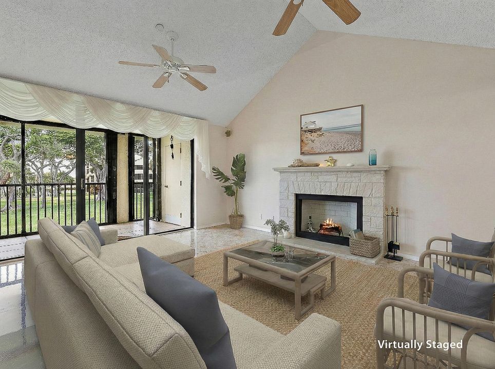 En Venta: $825,000 (2 camas, 2 baños, 1651 Pies cuadrados)