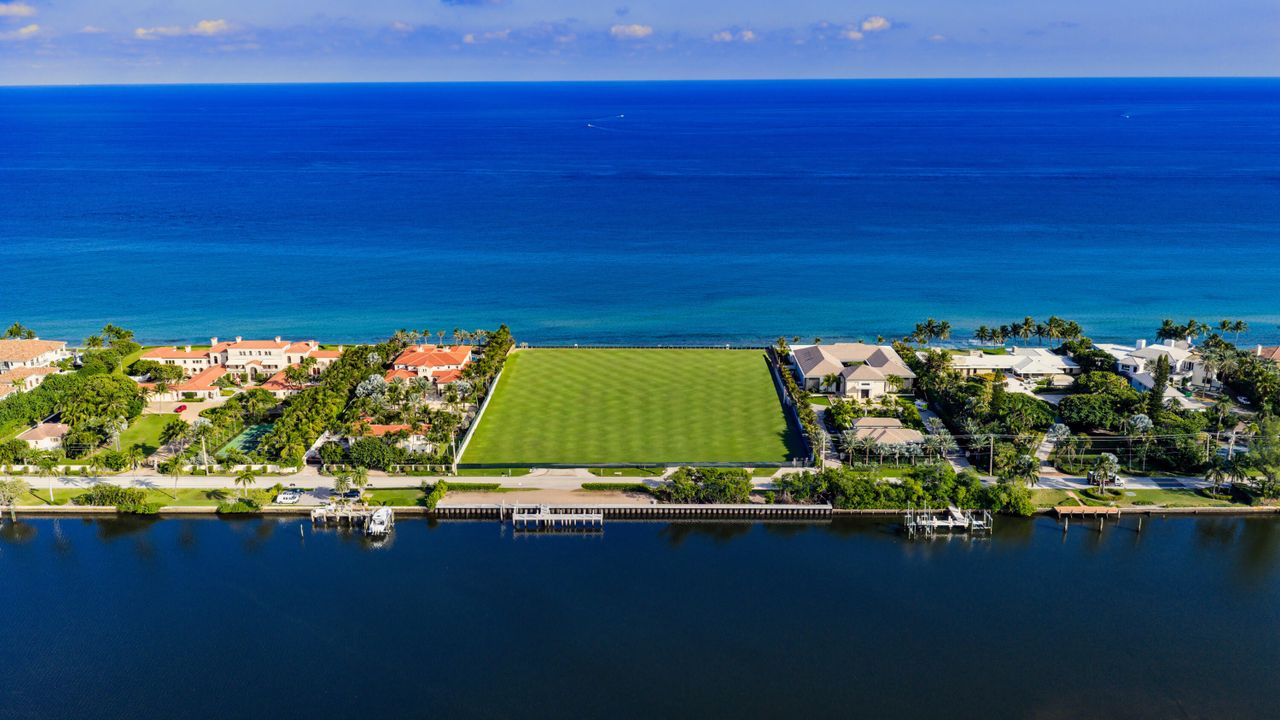 На продажу: $125,000,000 (0 спален, 0 ванн, 0 Квадратных фут)