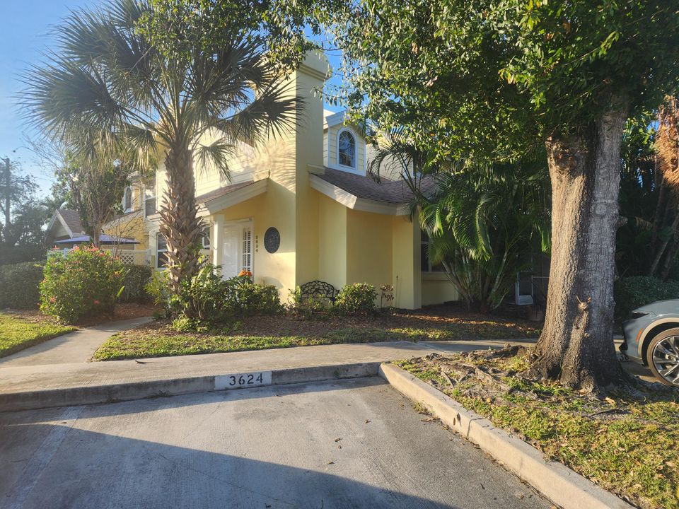 En Renta: $2,500 (3 camas, 2 baños, 1296 Pies cuadrados)