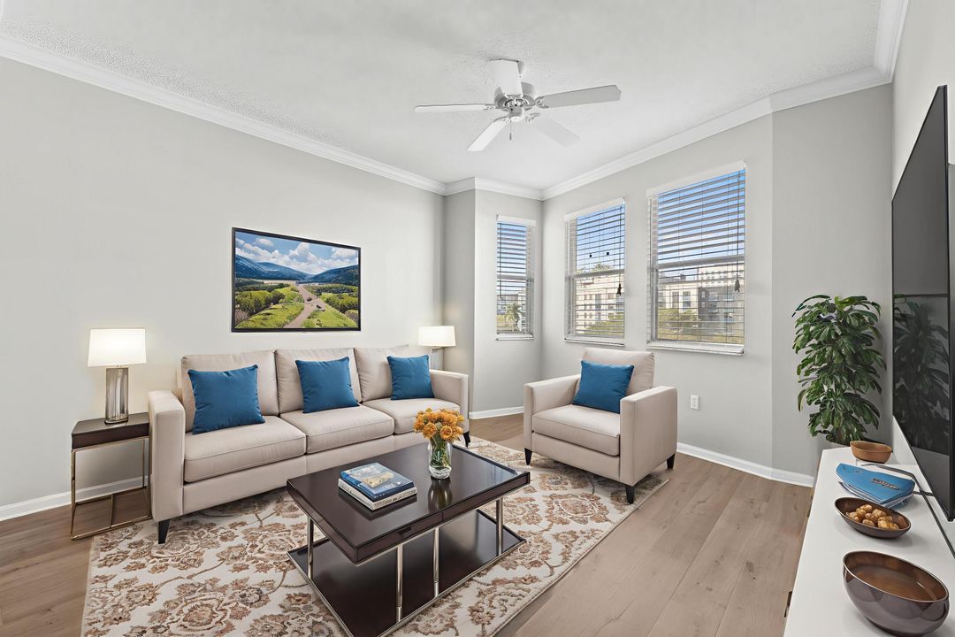 For Sale: $262,500 (1 beds, 1 baths, 760 Square Feet)