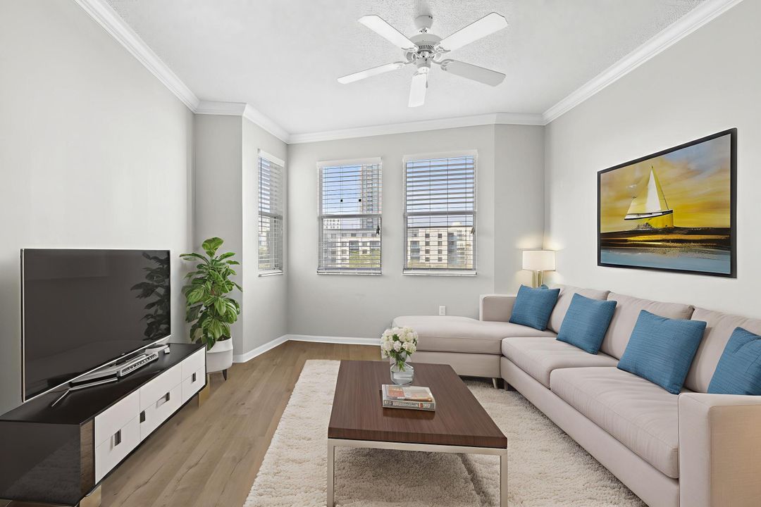 For Sale: $262,500 (1 beds, 1 baths, 760 Square Feet)