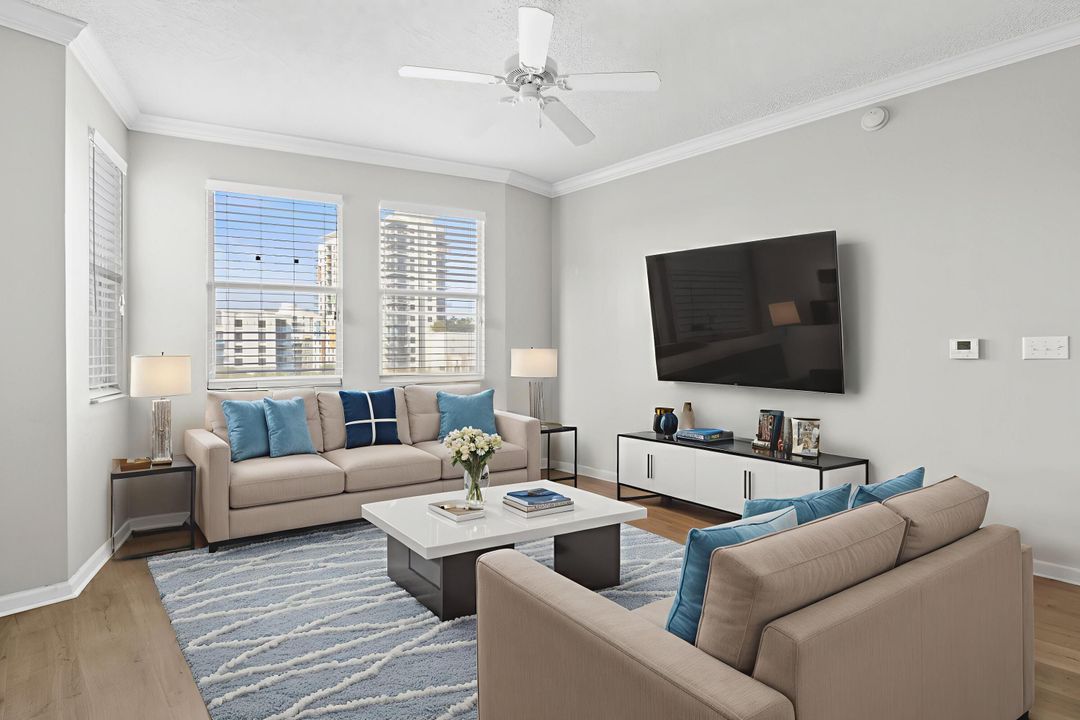 For Sale: $262,500 (1 beds, 1 baths, 760 Square Feet)