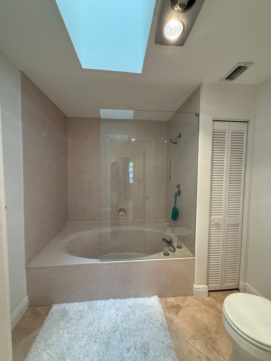 На продажу: $395,000 (3 спален, 2 ванн, 1572 Квадратных фут)