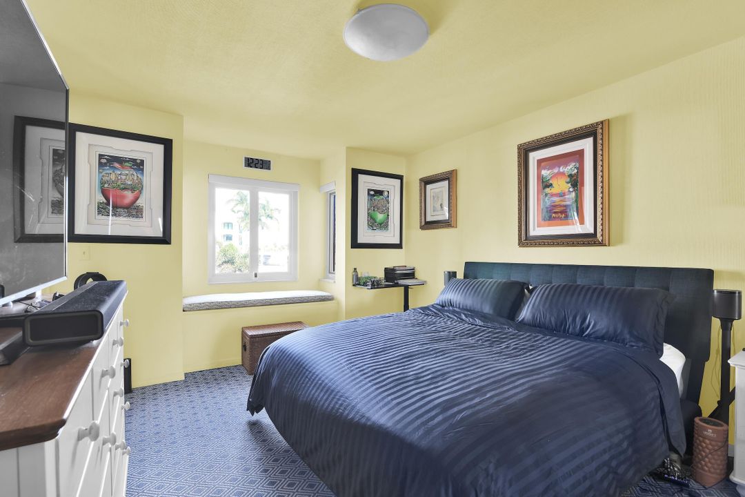 待售: $1,050,000 (2 贝兹, 2 浴室, 1630 平方英尺)