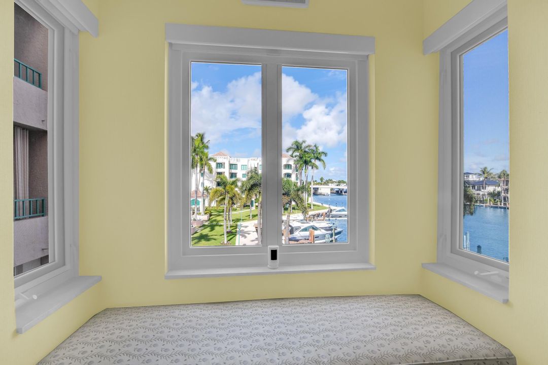 待售: $1,050,000 (2 贝兹, 2 浴室, 1630 平方英尺)