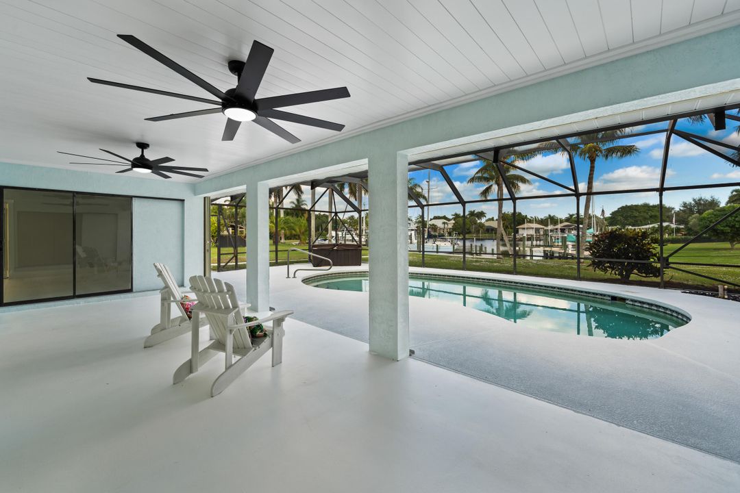 For Sale: $1,750,000 (4 beds, 3 baths, 2724 Square Feet)