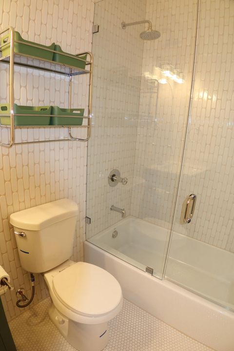 В аренду: $2,200 (1 спален, 1 ванн, 600 Квадратных фут)