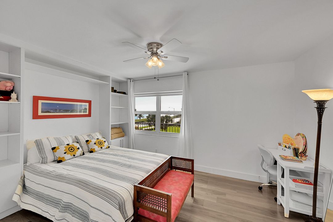 待售: $1,500,000 (3 贝兹, 2 浴室, 2217 平方英尺)