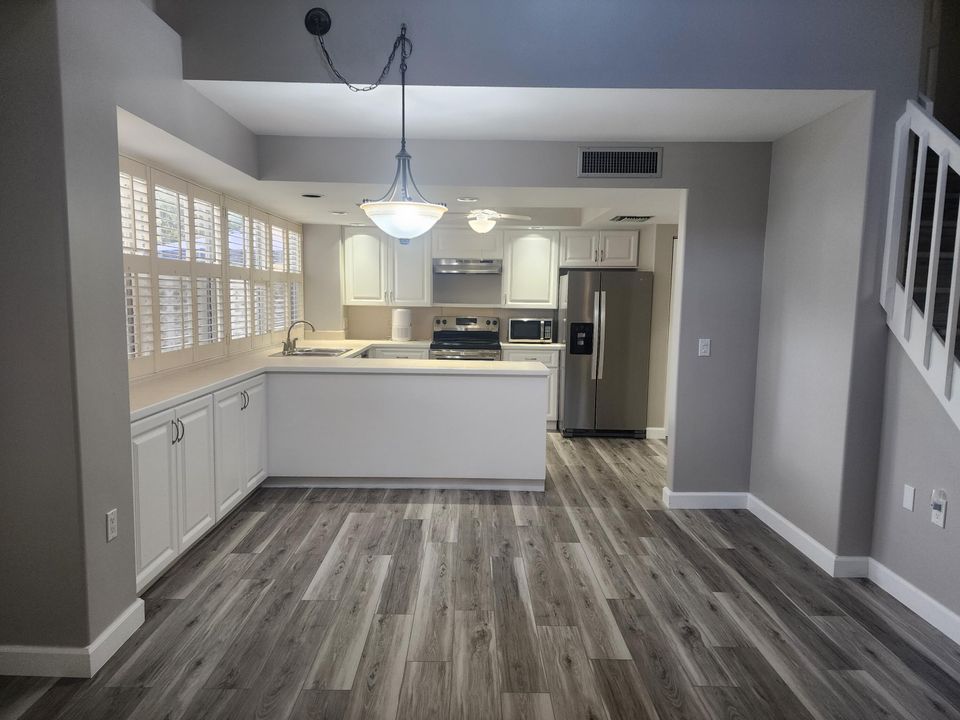 En Renta: $2,500 (3 camas, 2 baños, 1296 Pies cuadrados)