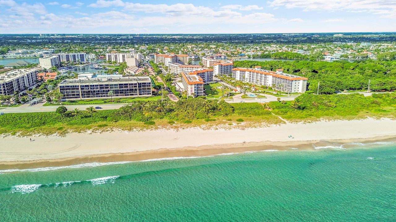 待售: $1,500,000 (3 贝兹, 2 浴室, 2217 平方英尺)