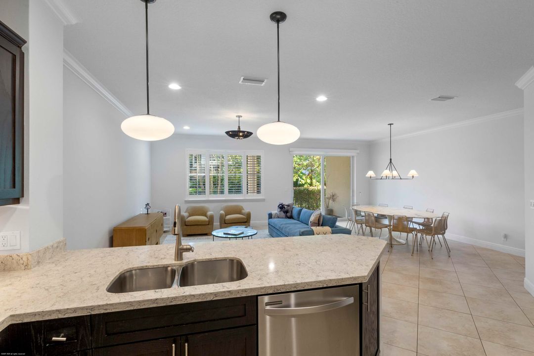 En Renta: $3,700 (3 camas, 2 baños, 2335 Pies cuadrados)