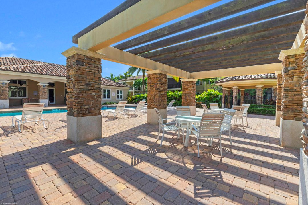 En Renta: $3,700 (3 camas, 2 baños, 2335 Pies cuadrados)