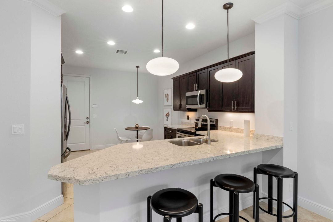 En Renta: $3,700 (3 camas, 2 baños, 2335 Pies cuadrados)