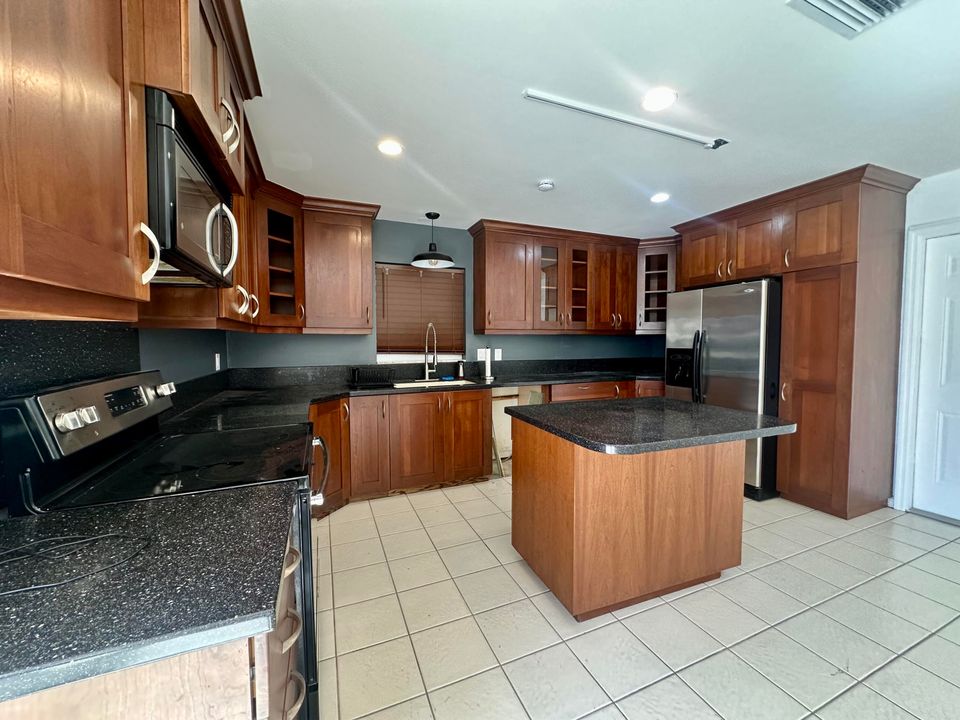 En Renta: $4,200 (3 camas, 2 baños, 1347 Pies cuadrados)