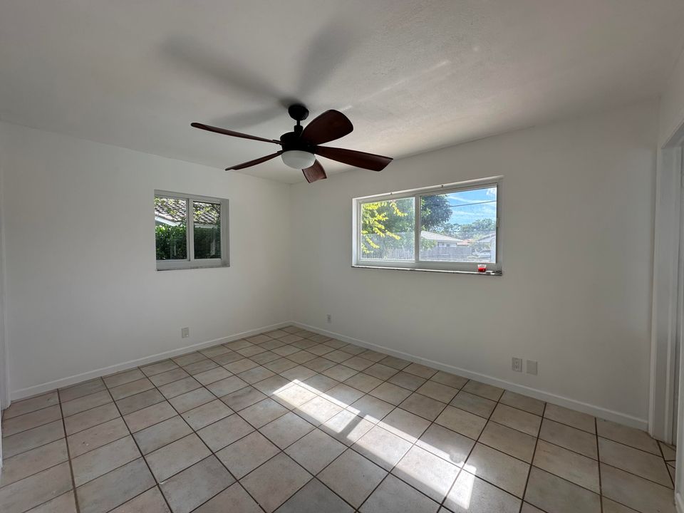 En Renta: $4,200 (3 camas, 2 baños, 1347 Pies cuadrados)