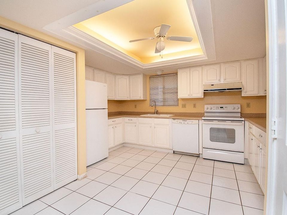 待售: $250,000 (3 贝兹, 2 浴室, 1573 平方英尺)