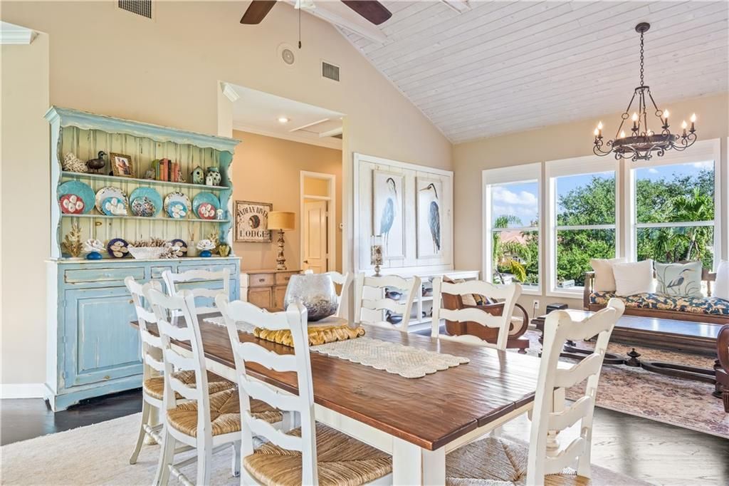 En Venta: $1,550,000 (4 camas, 3 baños, 3746 Pies cuadrados)