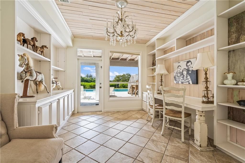 En Venta: $1,550,000 (4 camas, 3 baños, 3746 Pies cuadrados)