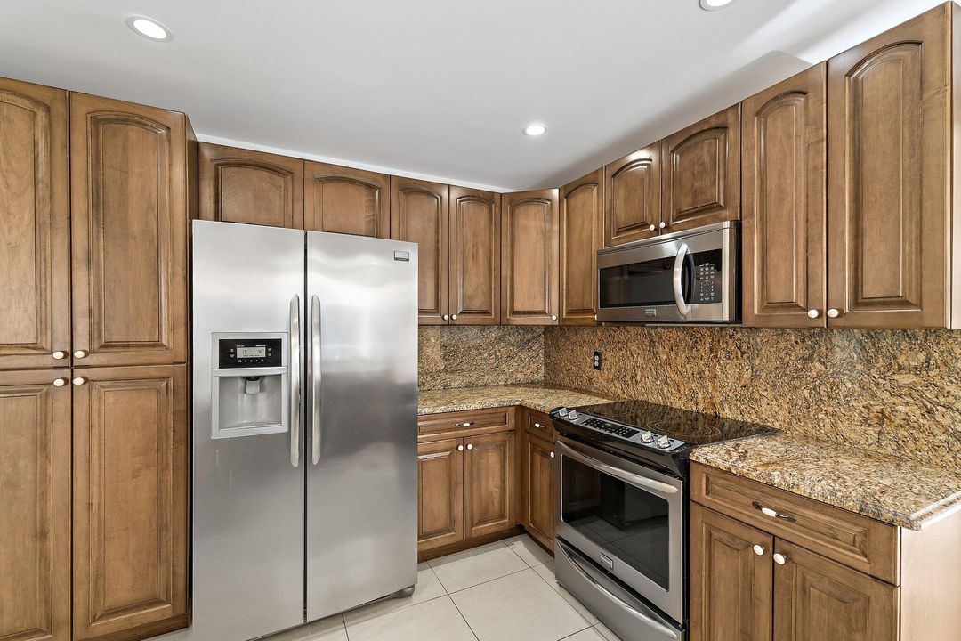 En Renta: $7,800 (2 camas, 2 baños, 2155 Pies cuadrados)