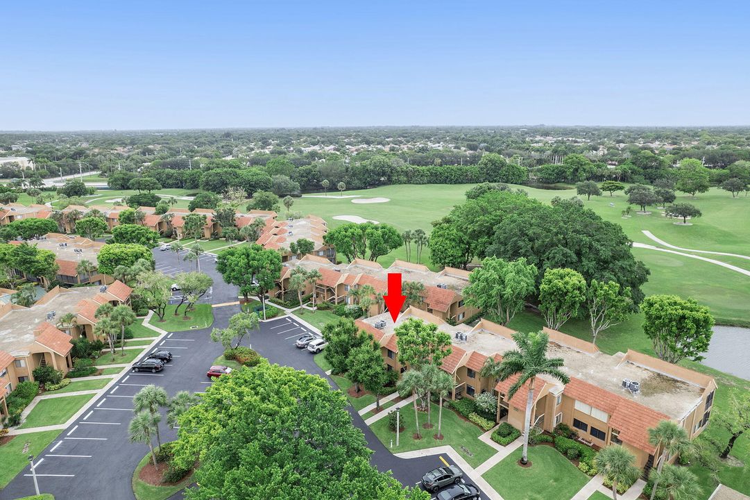 待售: $175,000 (2 贝兹, 2 浴室, 1196 平方英尺)