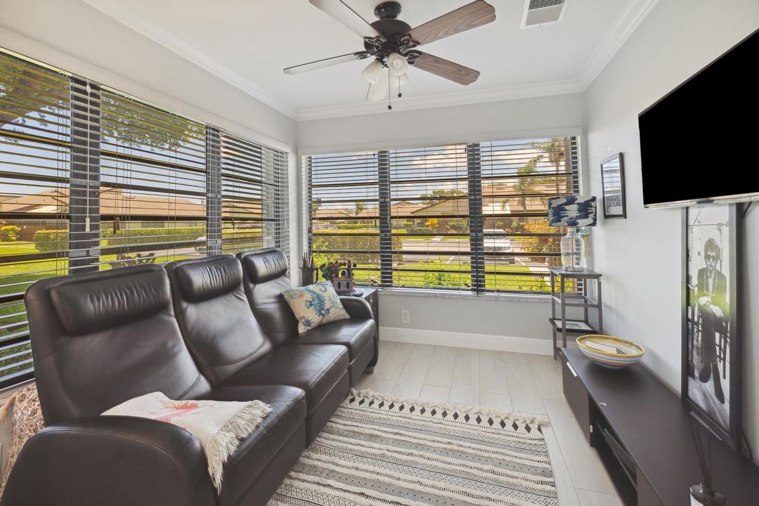 En Venta: $275,000 (2 camas, 2 baños, 1255 Pies cuadrados)