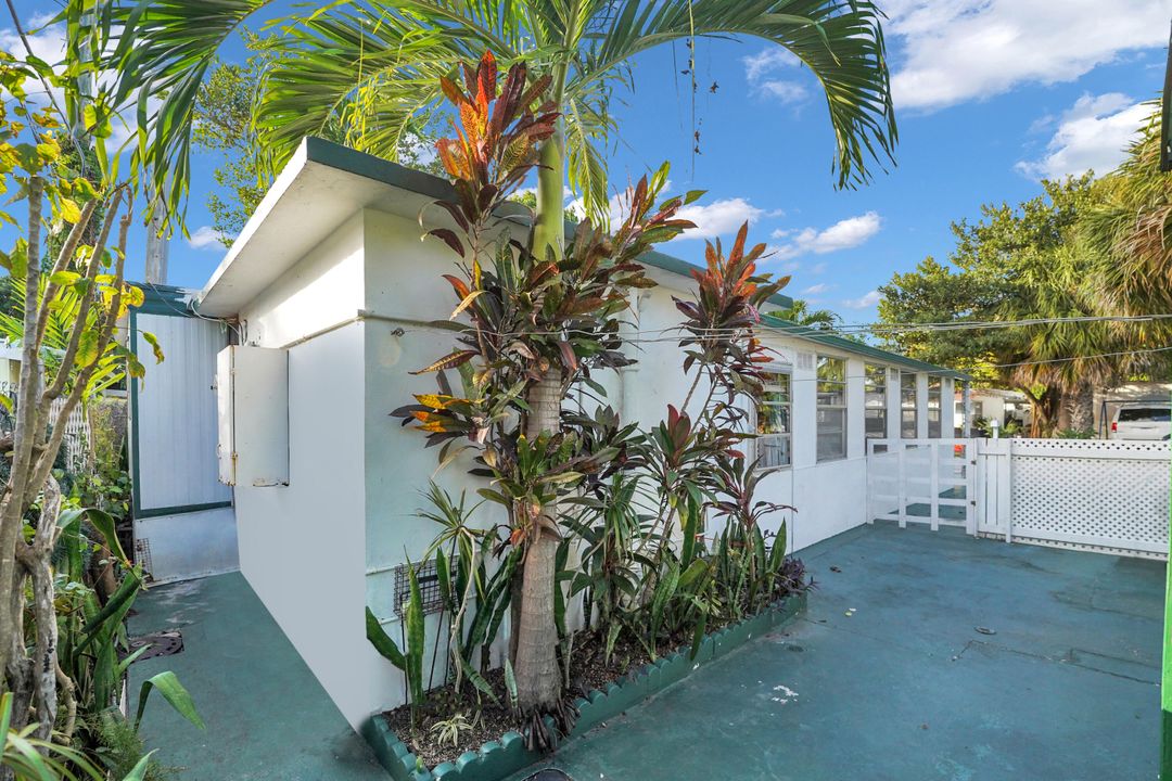 待售: $250,000 (2 贝兹, 2 浴室, 952 平方英尺)