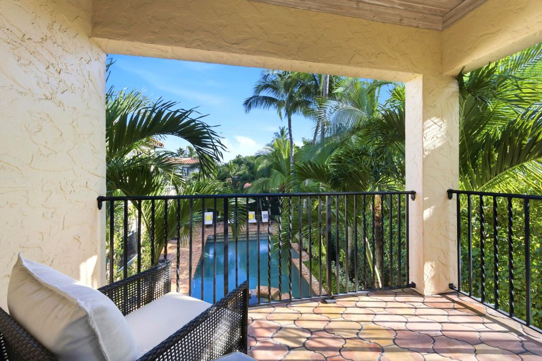 For Sale: $10,000,000 (5 beds, 5 baths, 4916 Square Feet)