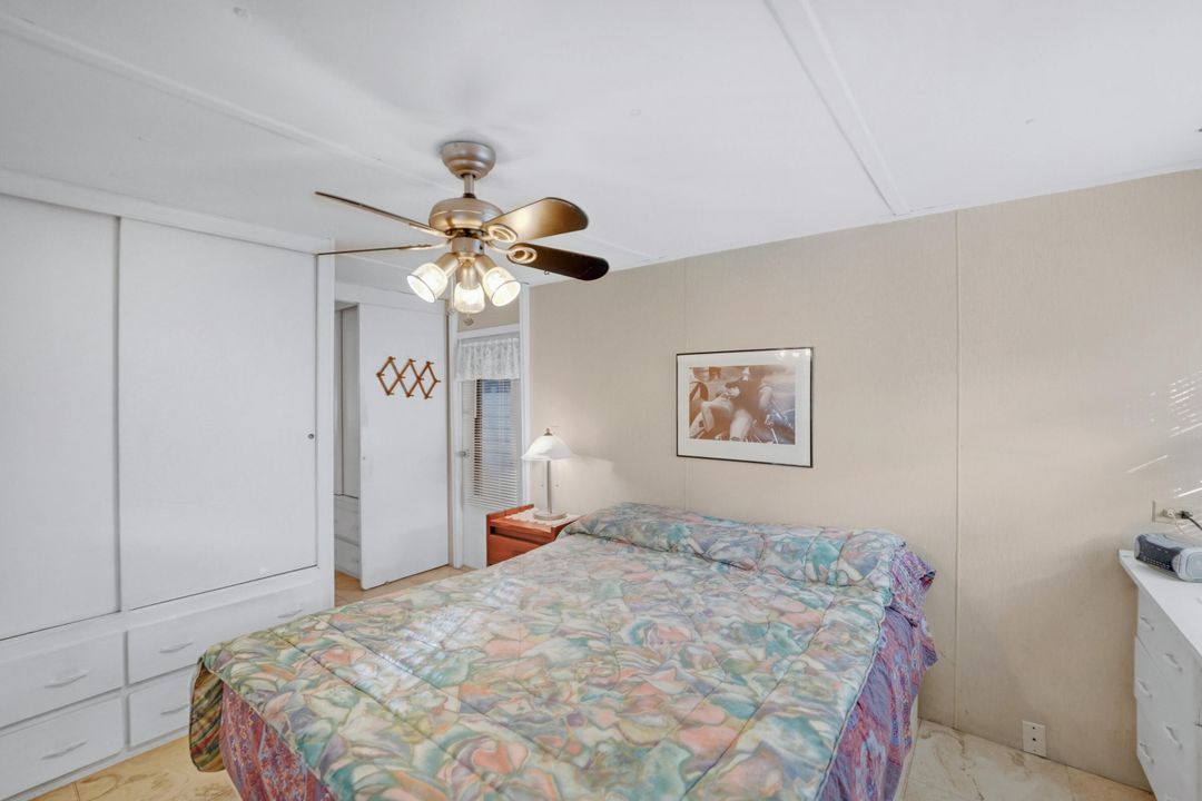 待售: $250,000 (2 贝兹, 2 浴室, 952 平方英尺)