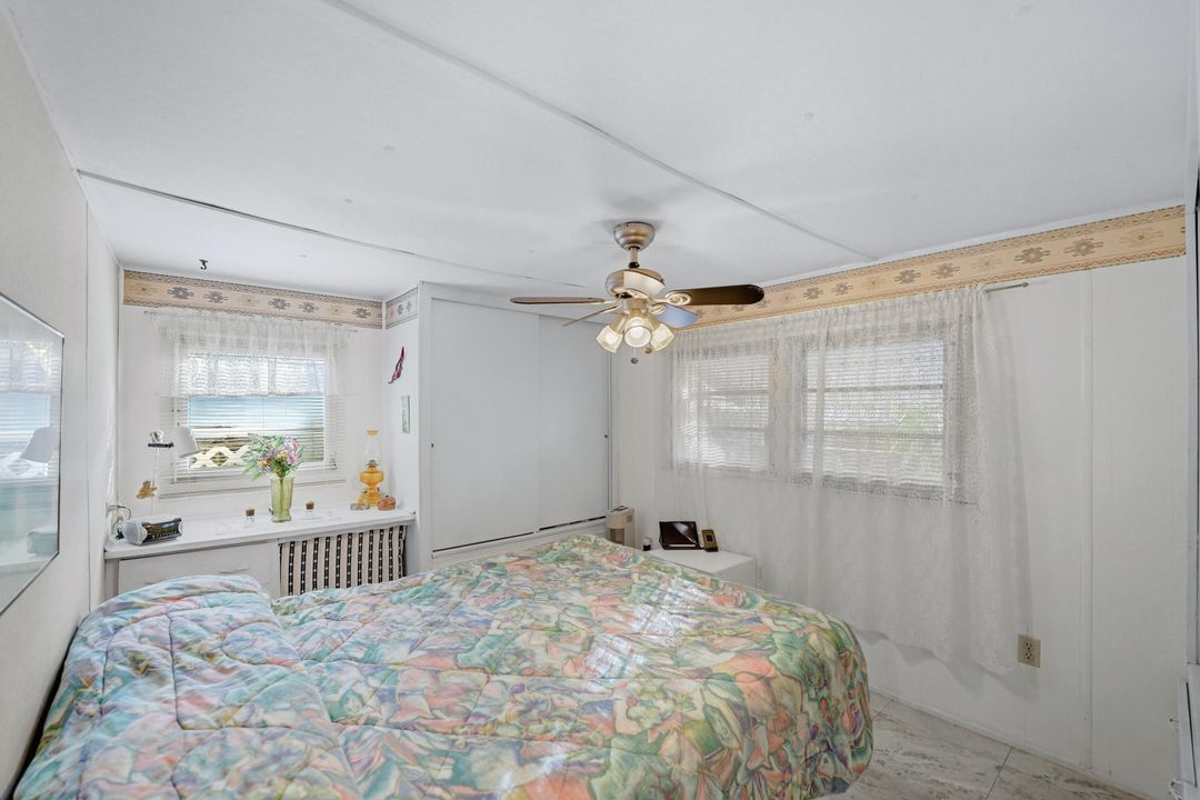 待售: $250,000 (2 贝兹, 2 浴室, 952 平方英尺)