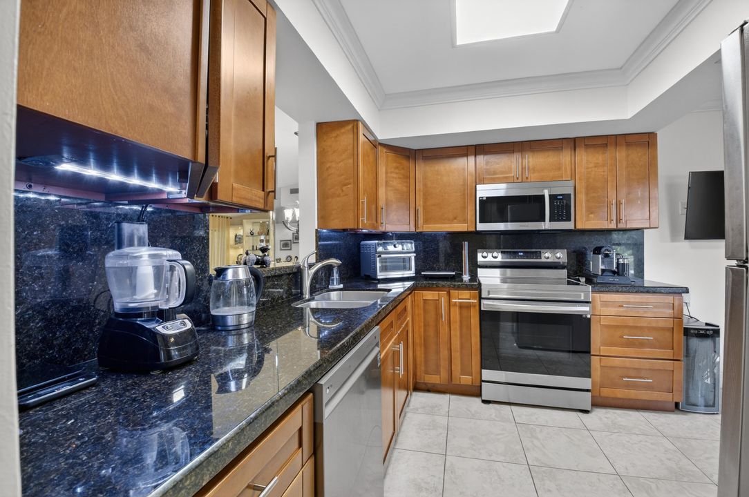 En Venta: $385,000 (2 camas, 2 baños, 1619 Pies cuadrados)