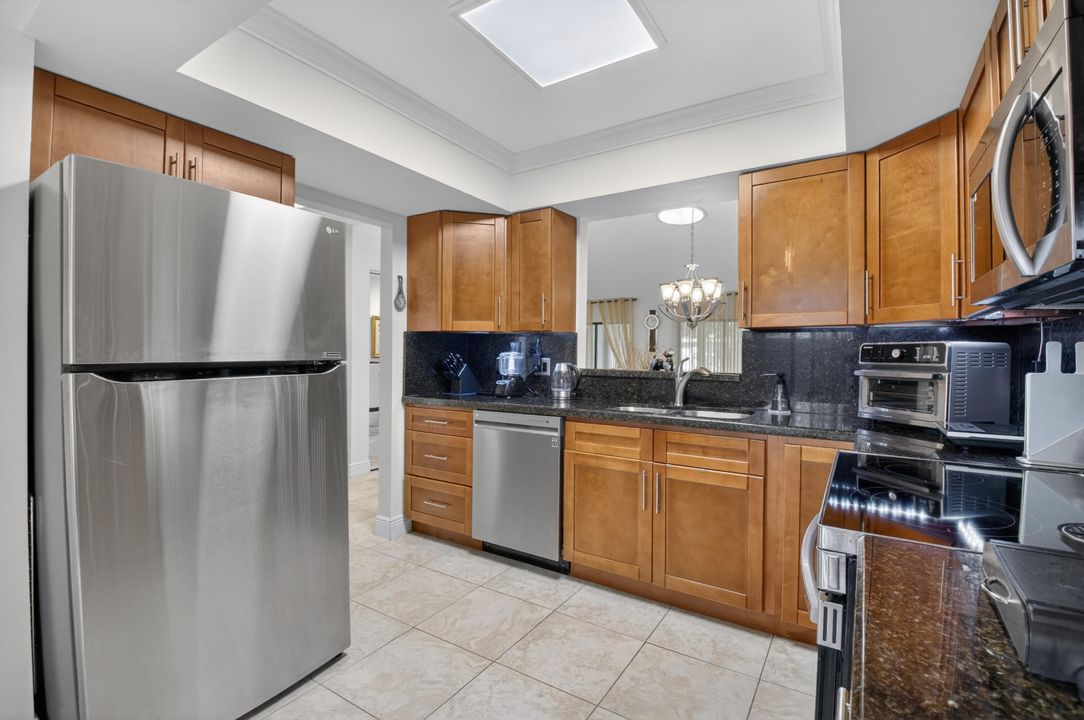 En Venta: $385,000 (2 camas, 2 baños, 1619 Pies cuadrados)