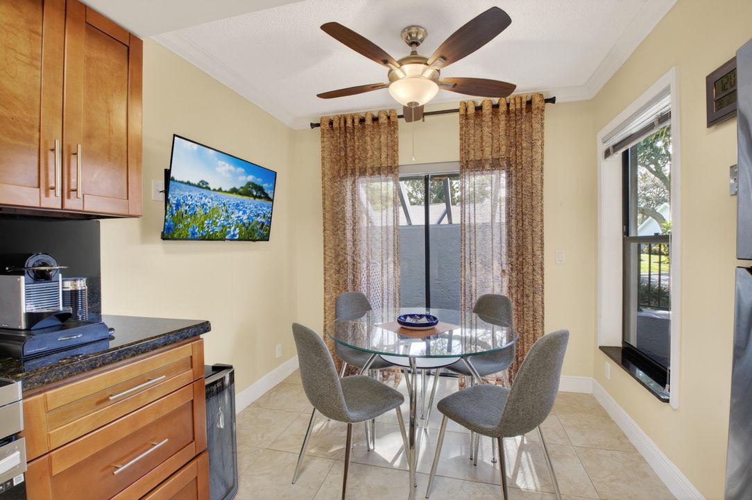 En Venta: $385,000 (2 camas, 2 baños, 1619 Pies cuadrados)