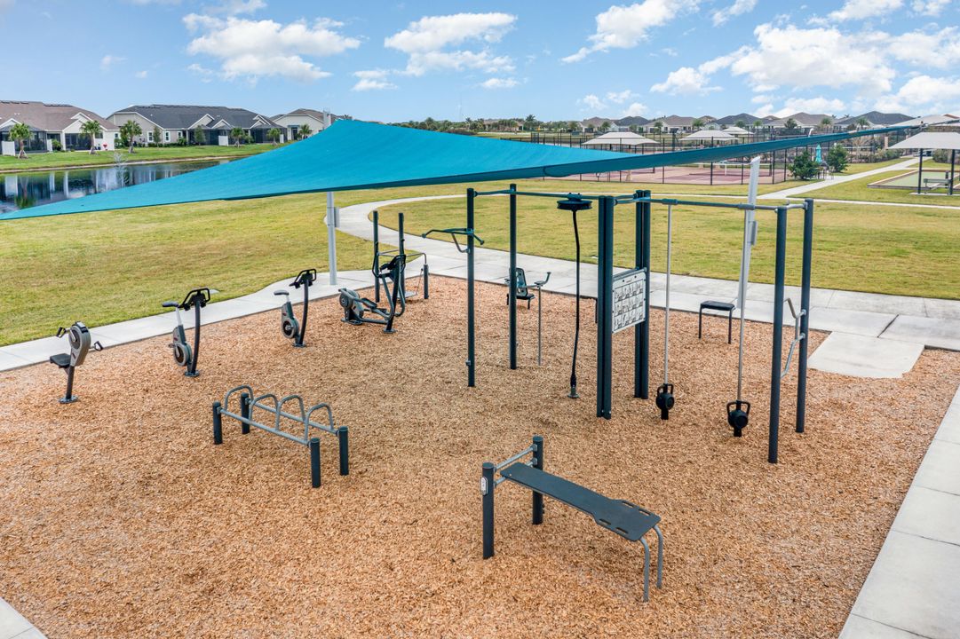 待售: $838,000 (4 贝兹, 3 浴室, 2536 平方英尺)