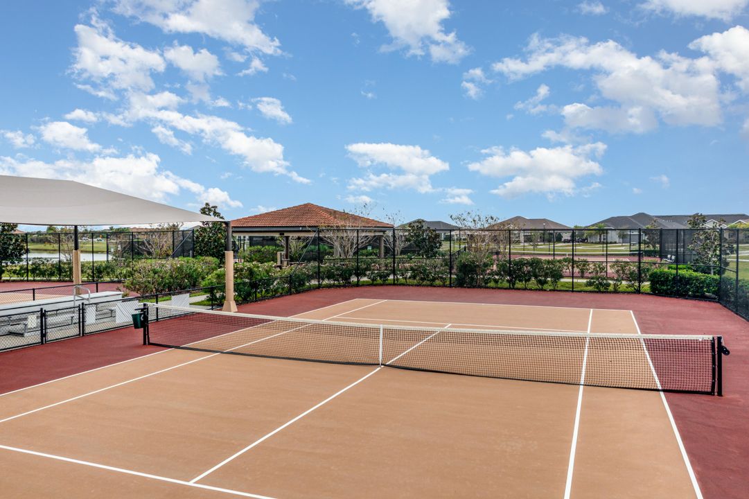 待售: $838,000 (4 贝兹, 3 浴室, 2536 平方英尺)