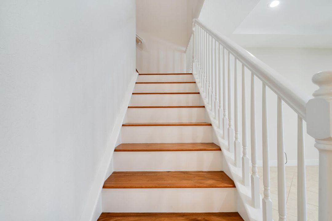 En Renta: $4,850 (3 camas, 2 baños, 1939 Pies cuadrados)