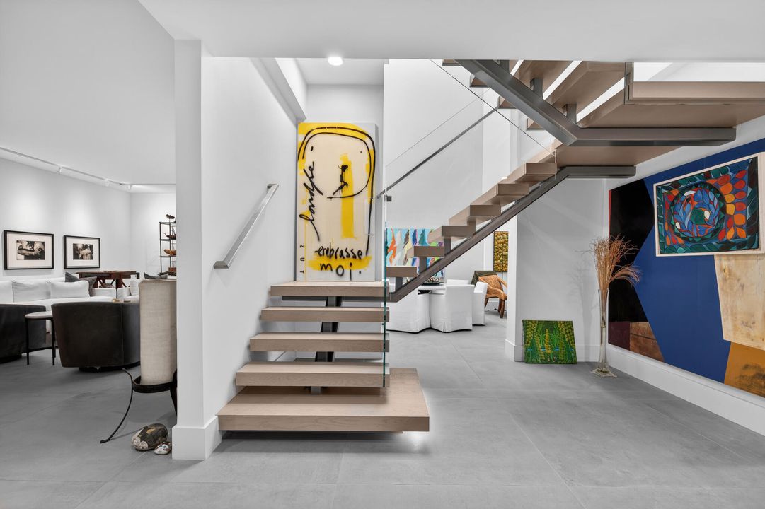 For Sale: $13,495,000 (3 beds, 4 baths, 4282 Square Feet)