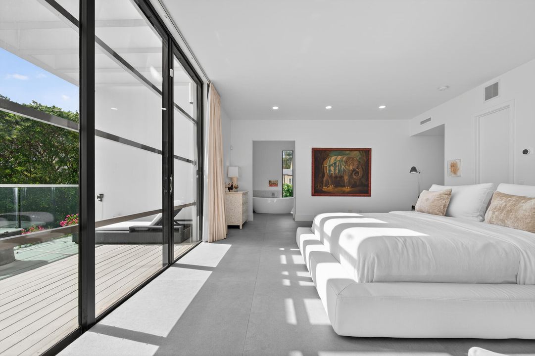 For Sale: $13,495,000 (3 beds, 4 baths, 4282 Square Feet)