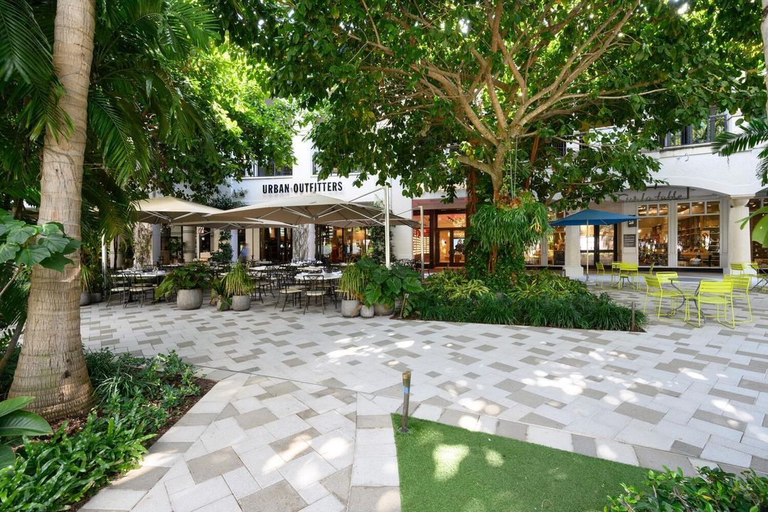 For Sale: $10,000,000 (5 beds, 5 baths, 4916 Square Feet)