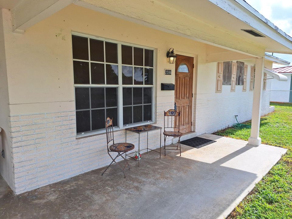 待售: $350,000 (3 贝兹, 2 浴室, 1570 平方英尺)