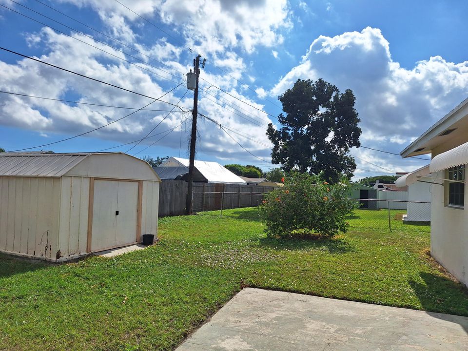 待售: $350,000 (3 贝兹, 2 浴室, 1570 平方英尺)