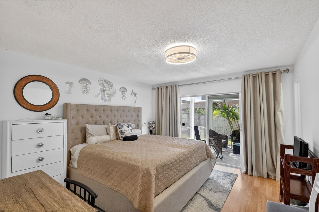 На продажу: $569,000 (3 спален, 2 ванн, 1418 Квадратных фут)