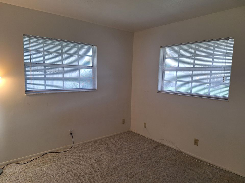 待售: $350,000 (3 贝兹, 2 浴室, 1570 平方英尺)