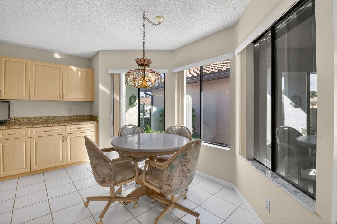 Active With Contract: $849,900 (3 beds, 3 baths, 1952 Square Feet)