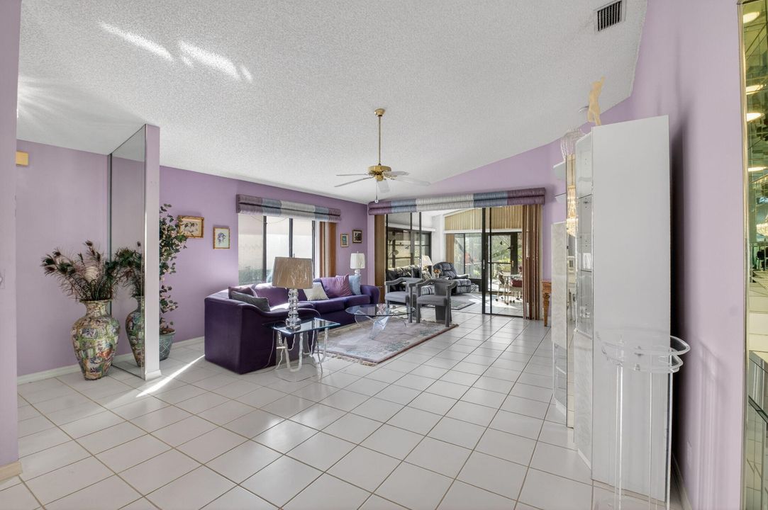 Active With Contract: $849,900 (3 beds, 3 baths, 1952 Square Feet)